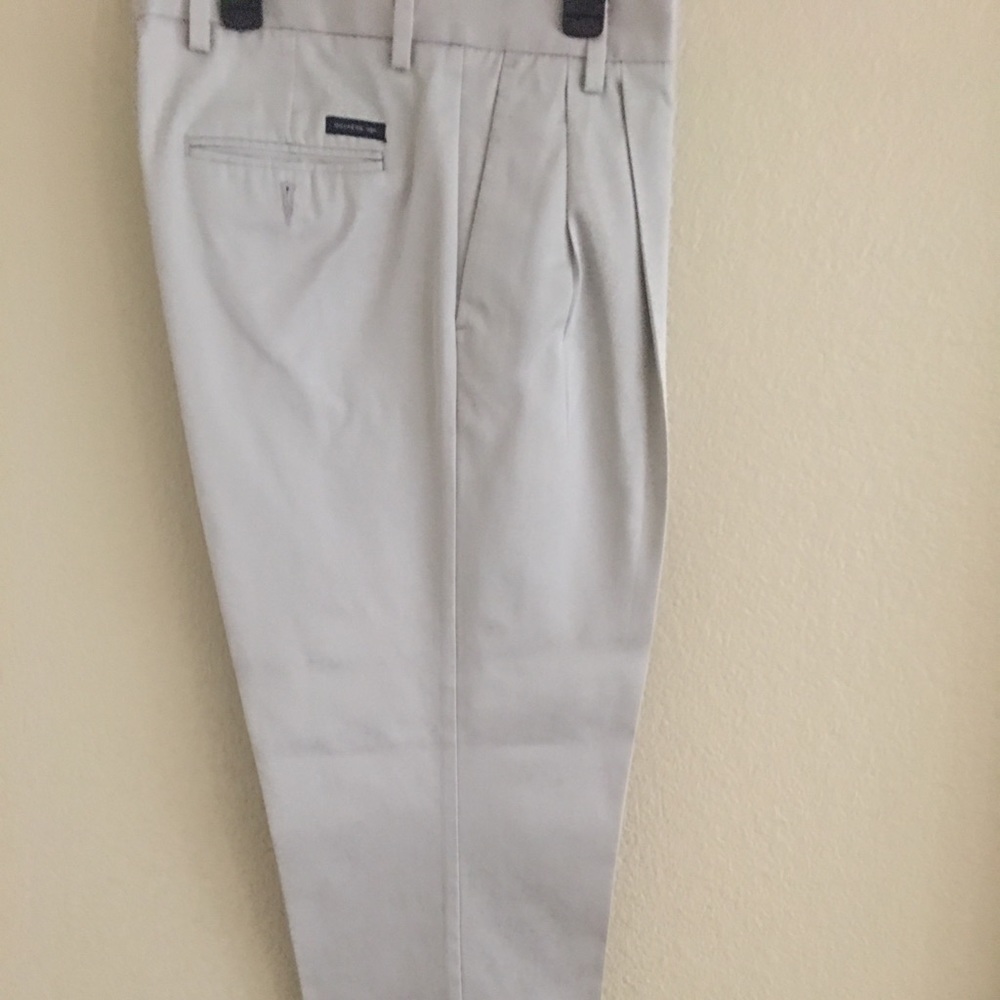 Men’s Dockers Pleated Classic fit